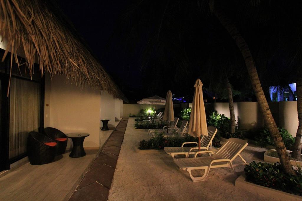 Local Island Inn Hangnaameedhoo Exteriér fotografie