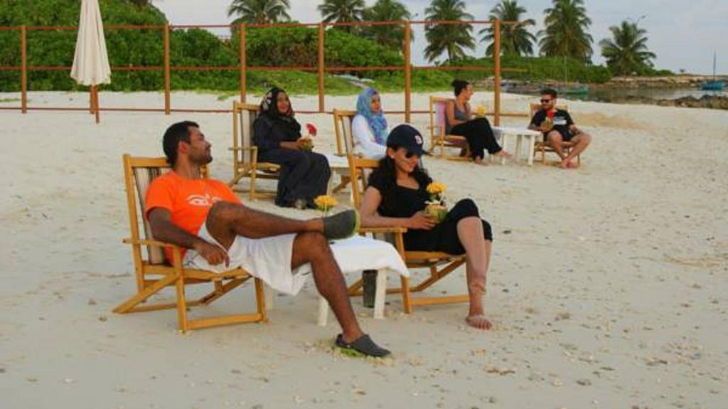 Local Island Inn Hangnaameedhoo Exteriér fotografie