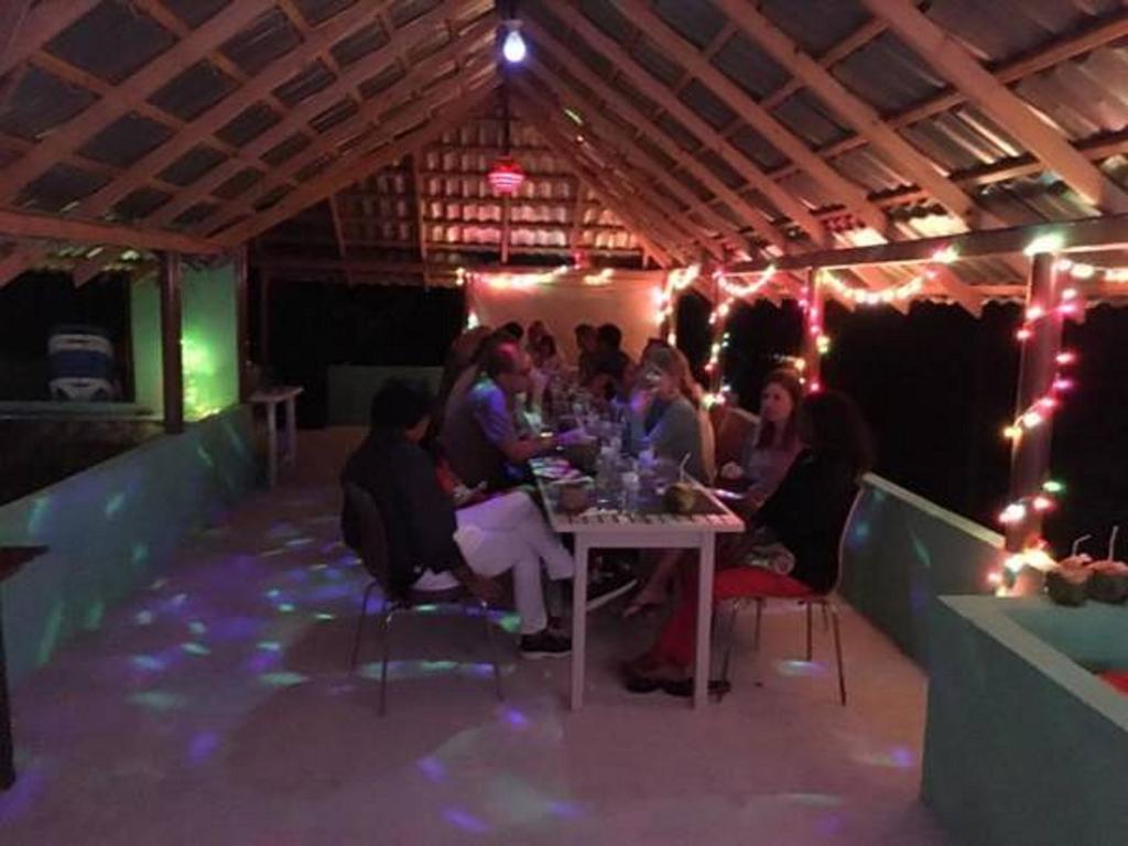 Local Island Inn Hangnaameedhoo Exteriér fotografie