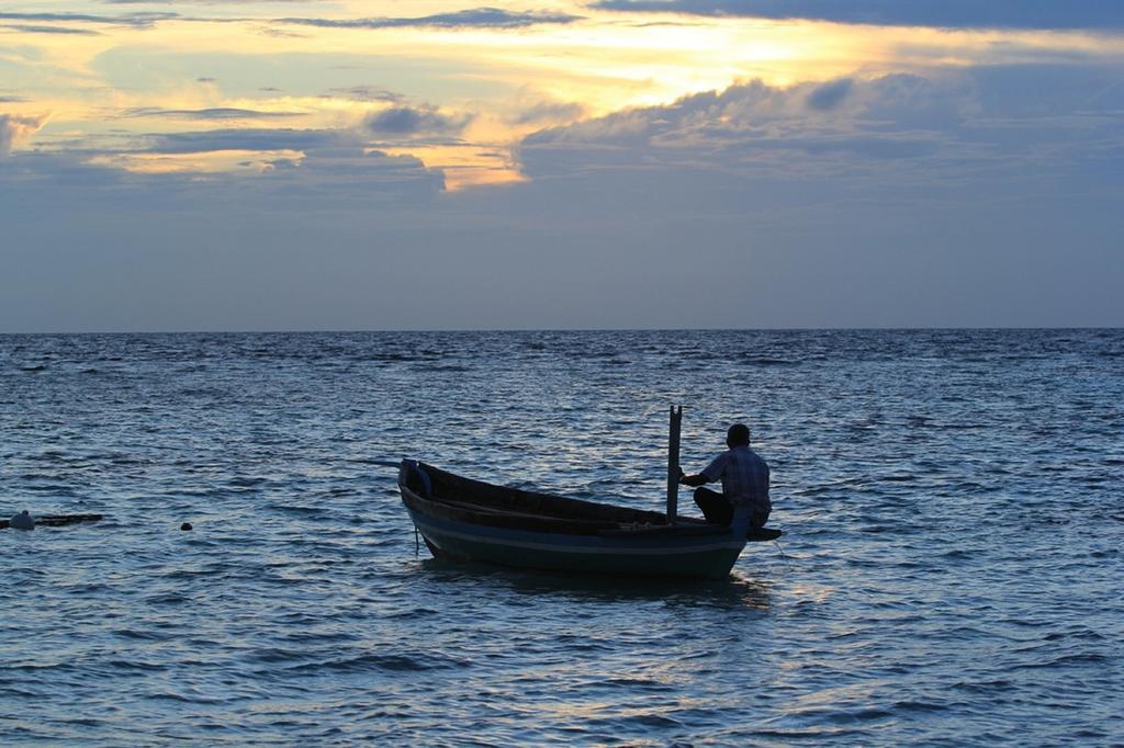 Local Island Inn Hangnaameedhoo Exteriér fotografie