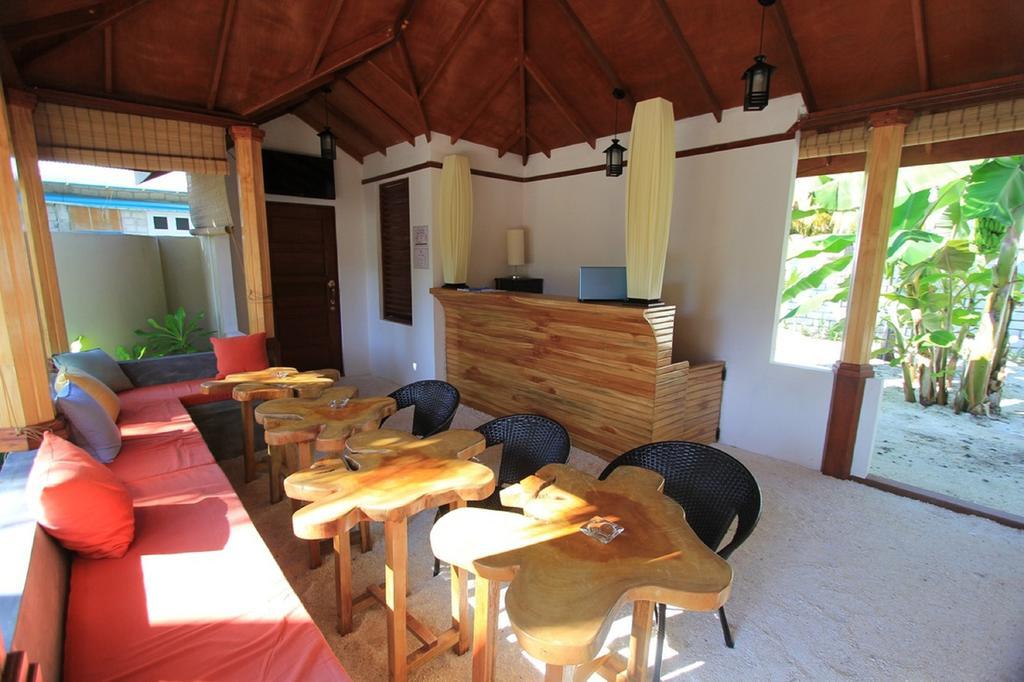 Local Island Inn Hangnaameedhoo Exteriér fotografie